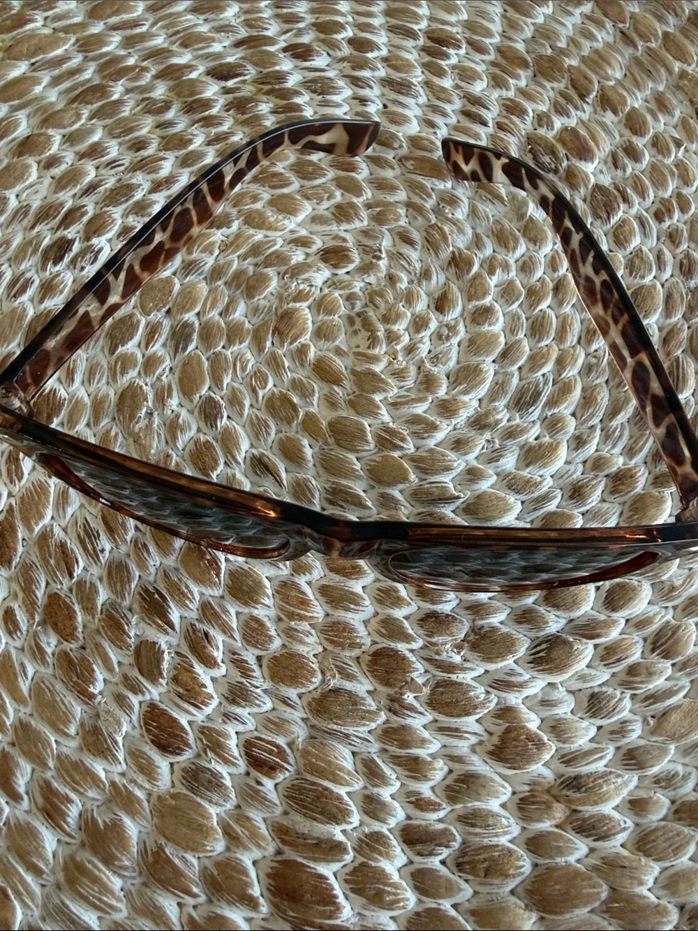 SET OF 2 LEOPARD FRAME SUNGLASSES - Picture 2 of 4